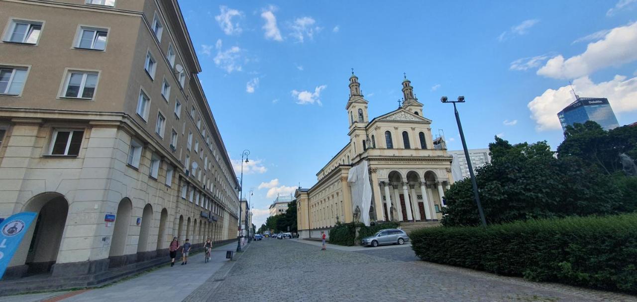 Butas Better Place Center Warsaw